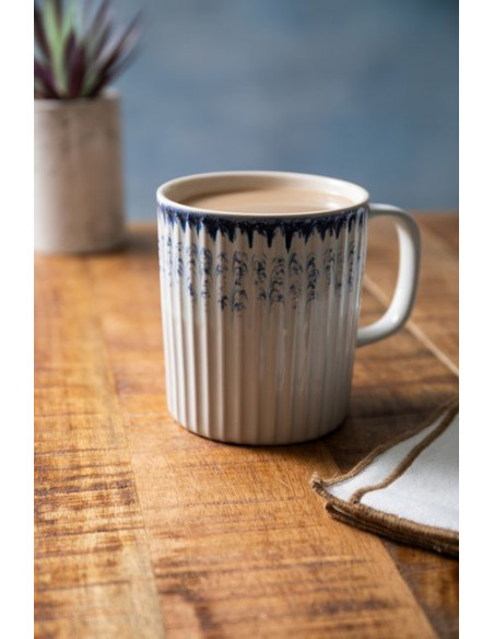 Mikasa, Kubek Kamionkowy Teksturowany Niebieski – 410 ml