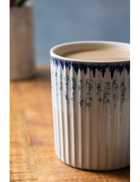 Mikasa, Kubek Kamionkowy Teksturowany Niebieski – 410 ml