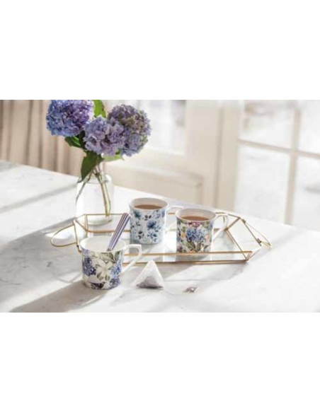 Porcelanowy kubek ryflowany Kwiaty, 300 ml