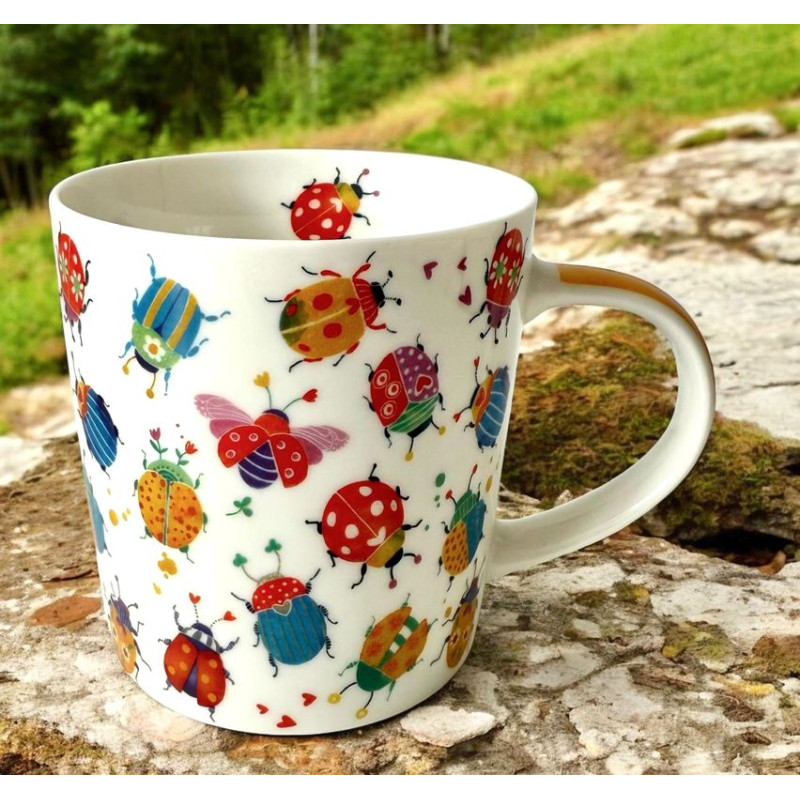 Owady Kubek Porcelanowy w Ozdobnym...