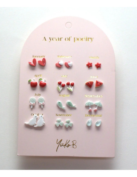 Kolczyki „ROK POEZJI” – Czerwone, 12 par (wersja angielska)