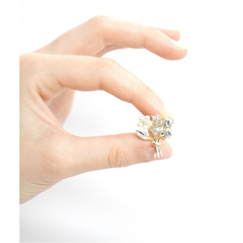 Ozdobny Pin „ROYAL” – Bukiet